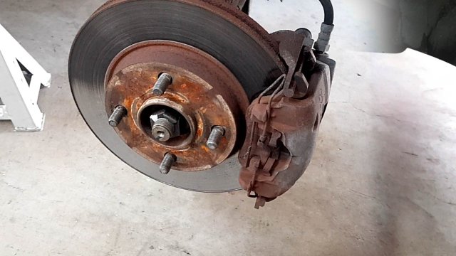 HW_FocusBrakes_23376.jpg