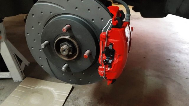 HW_FocusBrakes_23392.jpg