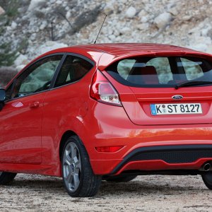 04-2014-ford-fiesta-st-fd.jpg