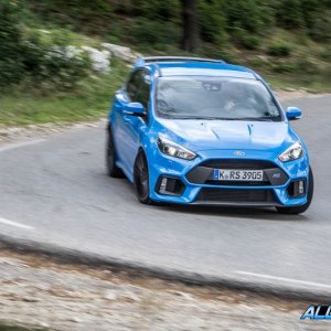 2016-Ford-Focus-RS-108-876x5351.jpg