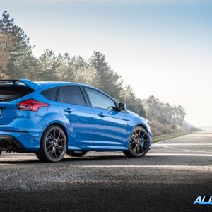 2016-Ford-Focus-RS-118-876x535.jpg