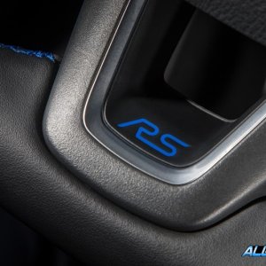2016-Ford-Focus-RS-155-876x535.jpg