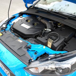 2016-ford-focus-rs-fd-eng-01-1.jpg