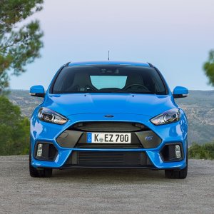 2016-Ford-Focus-RS-front-end-1.jpg