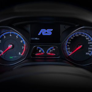 2016-Ford-Focus-RS-instrument-cluster.jpg
