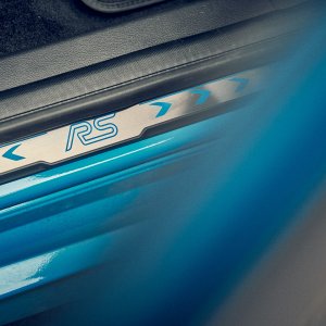 2016-Ford-Focus-RS-interior-detail-02.jpg