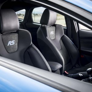 2016-Ford-Focus-RS-interior-seats.jpg