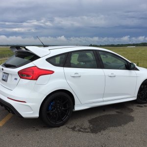 2016-Ford-Focus-RS-Ownership-20.jpg