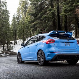 2016-Ford-Focus-RS-rear-three-quarters.jpg