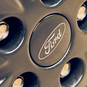 2016-Ford-Focus-RS-wheel-detail.jpg