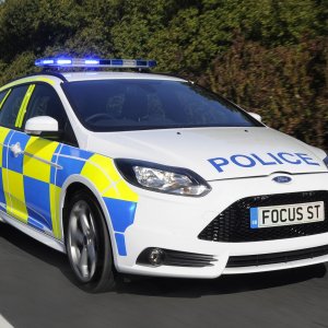 Ford-Focus-ST-Police-car-uk-2012-Photo-05.jpg