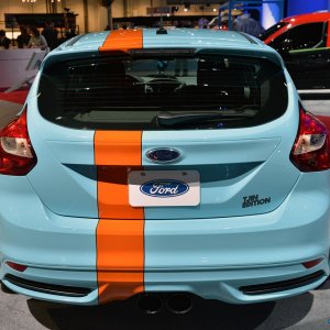 07-ford-focus-st-sema-2013-1.jpg