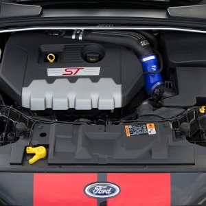 2015-Ford-Focus-ST-with-Mountune-Modifications-engine.jpg