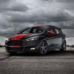 2015-Ford-Focus-ST-with-Mountune-Modifications-front-three-quarter.jpg