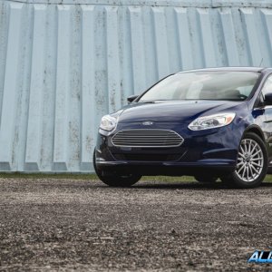 2016-Ford-Focus-BEV-107-876x535.jpg