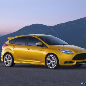 001-2013-ford-focus-st.jpg