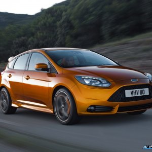 newfordfocus-st-05.jpg